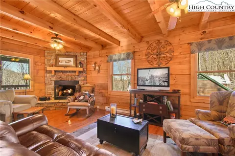 116 Poplar Dr, Beech Mountain, NC 28604 photo 6