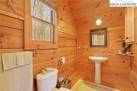 116 Poplar Dr, Beech Mountain, NC 28604 photo 21