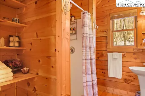 116 Poplar Dr, Beech Mountain, NC 28604 photo 26