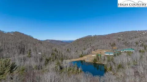 1465 Pine Ridge Rd, Beech Mountain, NC 28604