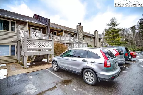 200 Pilgrims Way #24, Boone, NC 28607