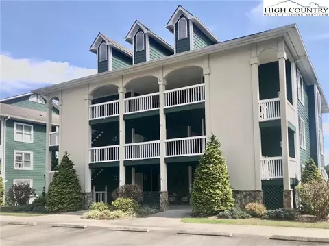 155 Birkdale Ct #C2, Jefferson, NC 28640
