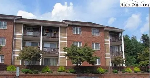 116 Grand Blvd #1M, Boone, NC 28607