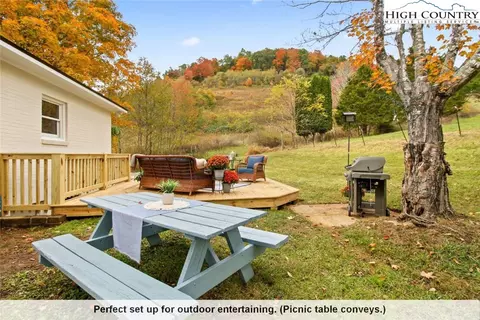 8993 Nc Highway 194, Todd, NC 28684 photo 12