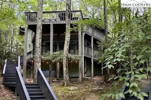 118 Teaberry Trl, Beech Mountain, NC 28604