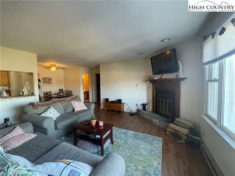 200 Pilgrims Way #13, Boone, NC 28607 photo 4