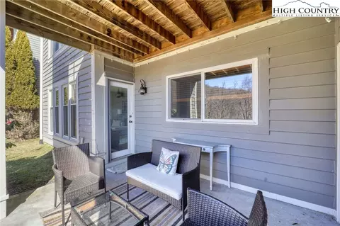 Exterior - 1355 Seven Devils Rd #302, Seven Devils, NC 28604 photo 6 of 8