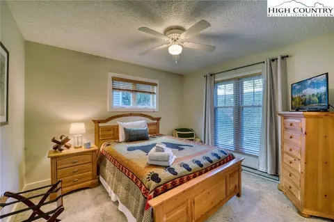 Bedroom - 1355 Seven Devils Rd #302, Seven Devils, NC 28604 photo 3 of 7