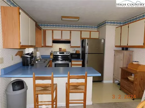 194 Charles St, Boone, NC 28607 photo 14