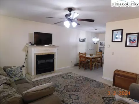 194 Charles St, Boone, NC 28607 photo 9