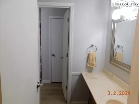 194 Charles St, Boone, NC 28607 photo 18
