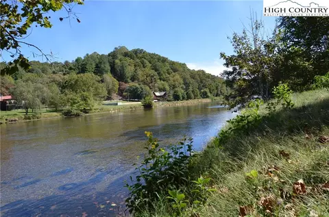 Tbd River Country Road, Piney Creek, NC 28663