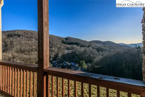 138 Red Deer Run #6C, Banner Elk, NC 28604