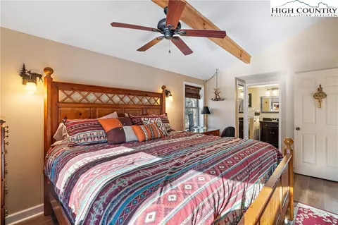 Bedroom - 117 Pond Creek Rd, Beech Mountain, NC 28604 photo 1 of 7