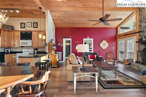 Dining - 117 Pond Creek Rd, Beech Mountain, NC 28604 photo 2 of 3