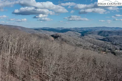 View/Area - 833 Tomahawk Dr, Todd, NC 28684 photo 10 of 10