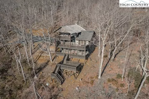 View/Area - 833 Tomahawk Dr, Todd, NC 28684 photo 8 of 10