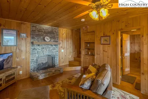 Living - 833 Tomahawk Dr, Todd, NC 28684 photo 8 of 8