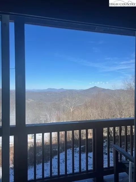 108 Sugar Ski Dr #811, Sugar Mountain, NC 28604