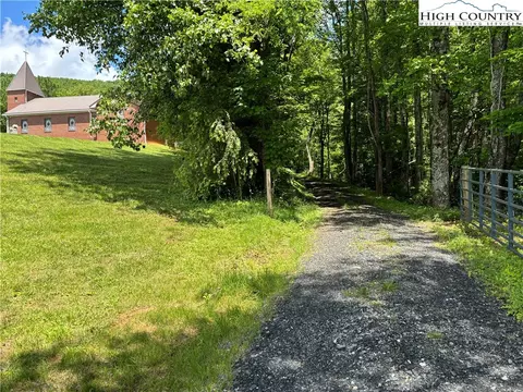 tbd Summit Rd, Purlear, NC 28665 photo 2