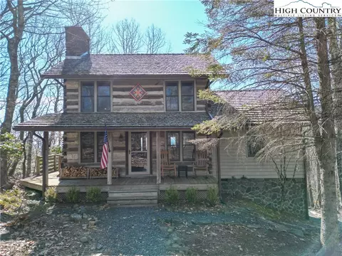 1744 Homestead Rd, Todd, NC 28684