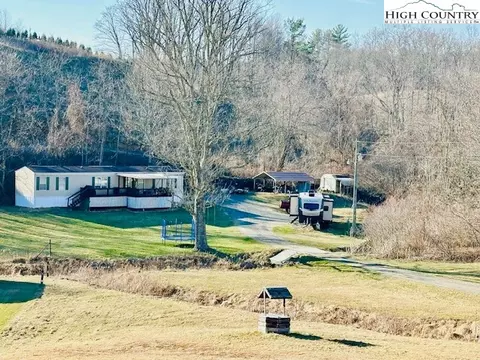 509 Smith Dixon, Crumpler, NC 28617