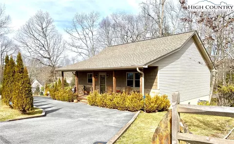 10 Robin Cir, Newland, NC 28657