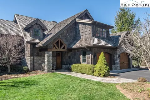 586 Turtle Creek Dr #1A, Boone, NC 28607