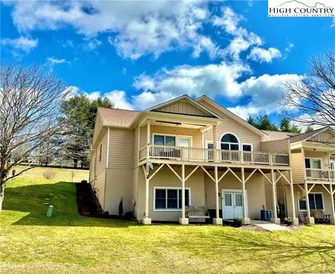 147 W Meadow Dr #E3, Jefferson, NC 28640