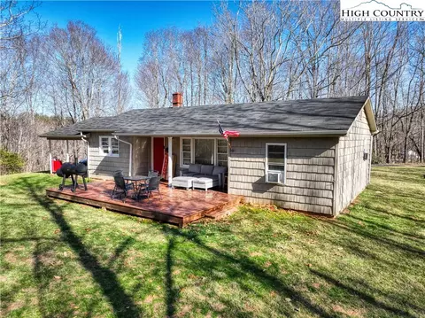 320 Nc Hwy 16 N Hwy, Jefferson, NC 28640