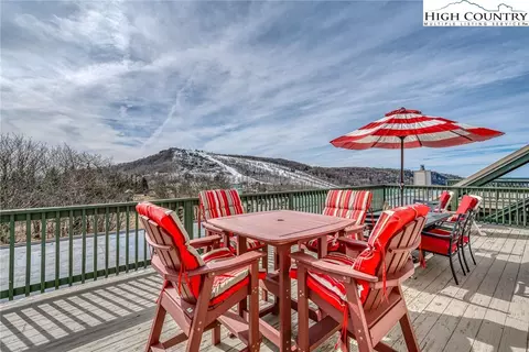 301 Pinnacle Inn Rd #2315, Beech Mountain, NC 28604