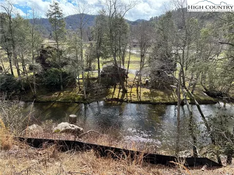 tbd Valle Crest Dr, Banner Elk, NC 28604