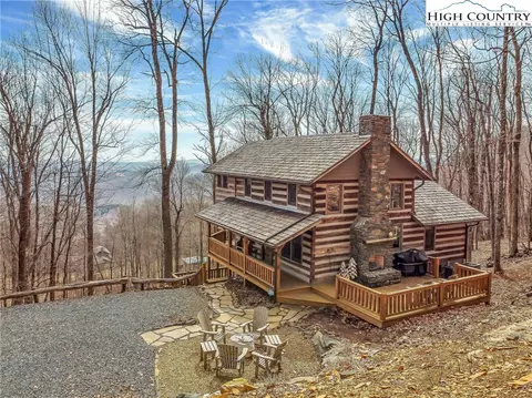 181 Bear Park Dr, Todd, NC 28684