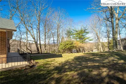 459 Sampson Rd, Boone, NC 28607 photo 3