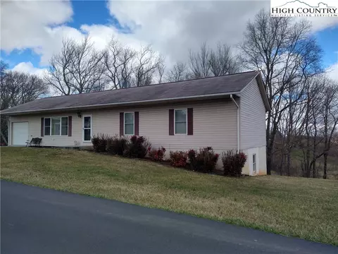 86 Reid St, Sparta, NC 28675