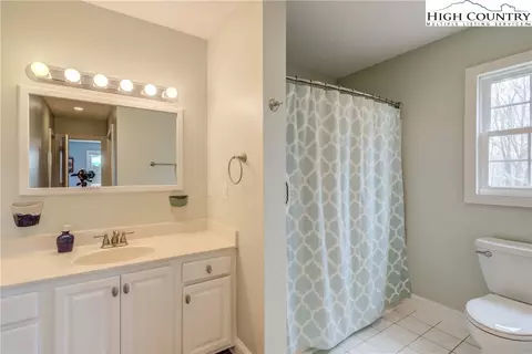 Bath - 355 Coleman Dr, Sparta, NC 28675 photo 2 of 3