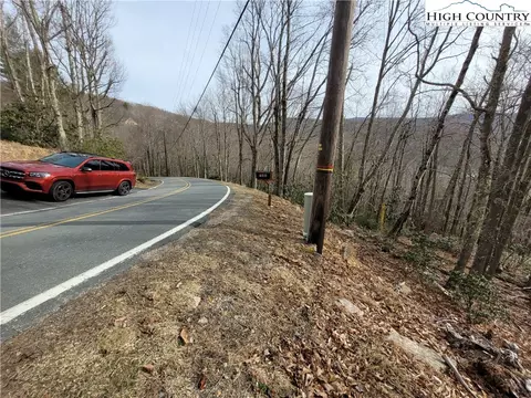 1138 Pine Ridge Rd, Beech Mountain, NC 28604 photo 9