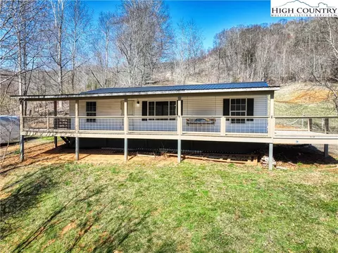 3610 W Mill Creek Rd, Warrensville, NC 28693