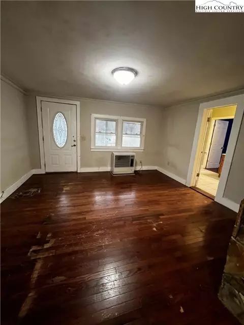 159 G St, Lansing, NC 28643 photo 7
