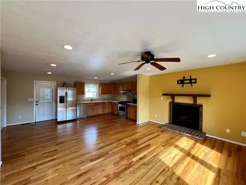 140 Hazel St, Boone, NC 28607 photo 8
