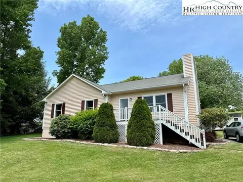 140 Hazel St, Boone, NC 28607
