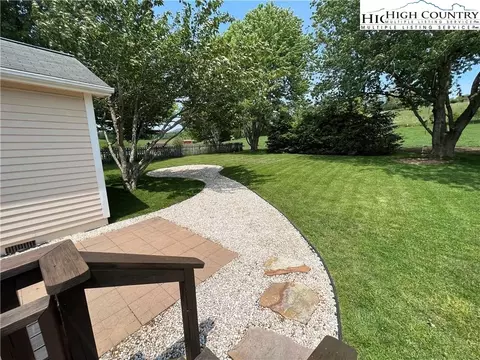 140 Hazel St, Boone, NC 28607 photo 6