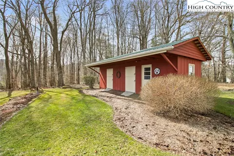 Exterior - 580 Cedar Ln, Boone, NC 28607 photo 10 of 14