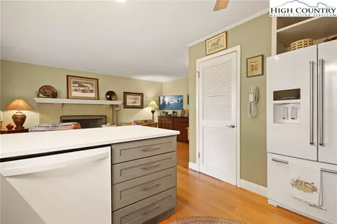 Kitchen - 580 Cedar Ln, Boone, NC 28607 photo 2 of 5