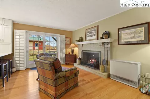 Living - 580 Cedar Ln, Boone, NC 28607 photo 6 of 7