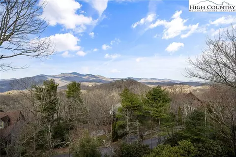 268 Misty Ridge Ln, Blowing Rock, NC 28605