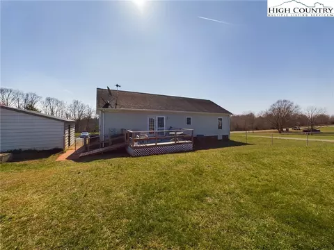 6052 Pointe West Ln, Vale, NC 28168 photo 23