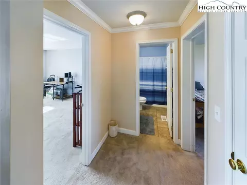 6052 Pointe West Ln, Vale, NC 28168 photo 8