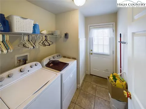6052 Pointe West Ln, Vale, NC 28168 photo 7