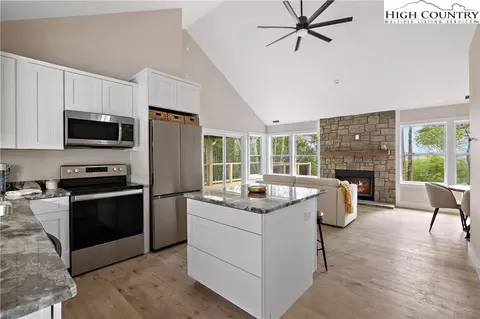 110 Windridge Rd, Beech Mountain, NC 28604 photo 5